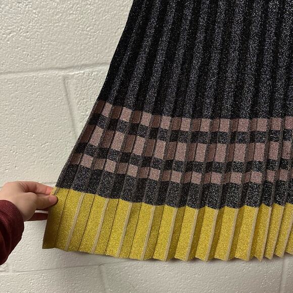 Derek Lam 10 Crosby Pleated Lurex Metallic Skirt Size Small Pleated Midi $495 - Picture 7 of 13